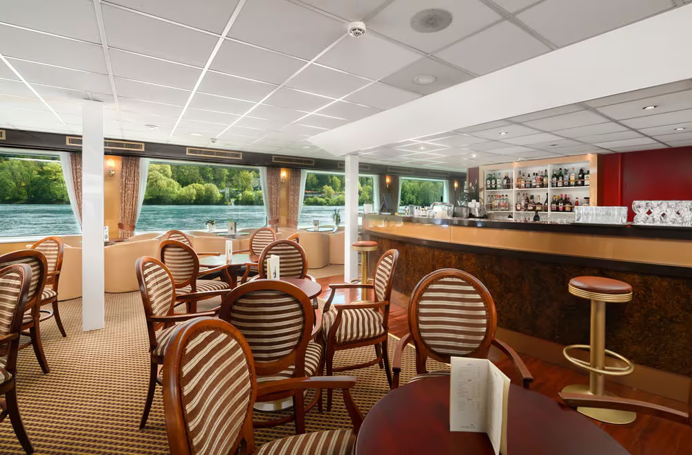 MS FIDELIO CRUCEROS DANUBIO CRUCEMUNDO CRUCEROS FLUVIALES DANUBE CRUISES #Danubio #DanubeCruises #CrucerosDanubio #CrucerosFluviales #Budapest #Esztergom #Viena #Bratislava #Melk #Crucemundo #CruceroClick #Creuers #Bidaiak